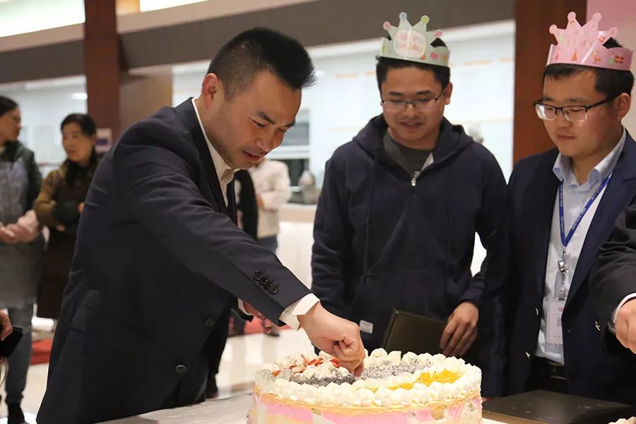 空氣能,太陽能,熱水器