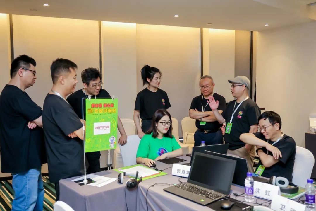 空氣能,太陽(yáng)能,熱水器 空氣能,太陽(yáng)能,熱水器