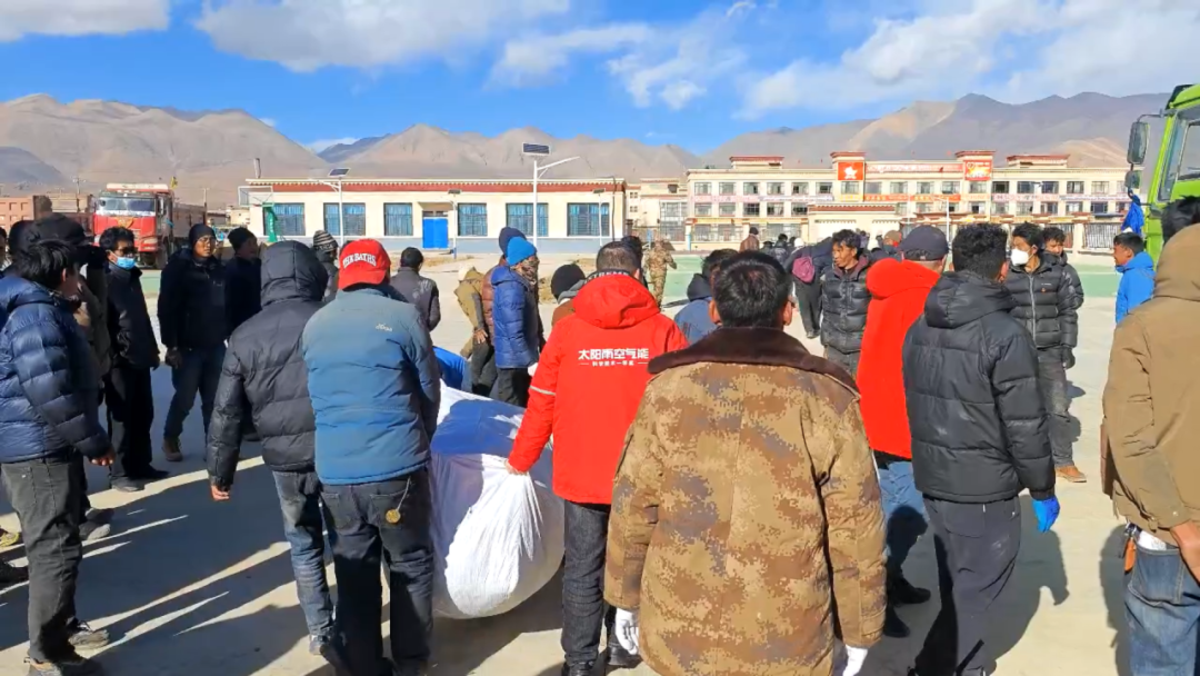 空氣能,太陽能,熱水器