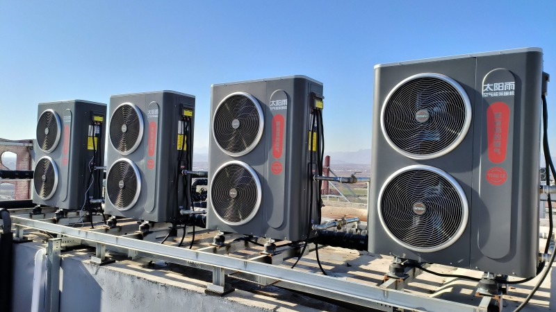 河北石家莊贊皇濱河上院屋頂分布式能源站清潔采暖項目